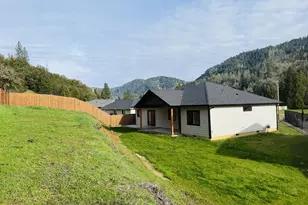 147 Deer Song Ct, Canyonville, OR 97417 - Photo 29