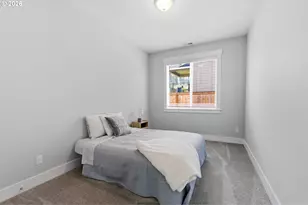 781 Riley Dr, Silverton, OR 97381 - Photo 17
