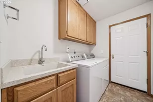 10455 SW Citation Dr, Beaverton, OR 97008 - Photo 33