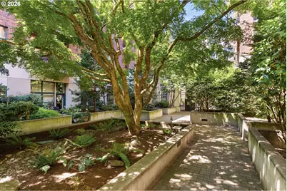 821 NW 11th Ave #601, Portland, OR 97209 - Photo 35