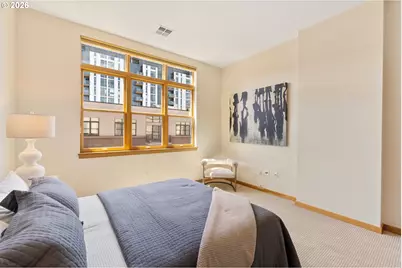 821 NW 11th Ave #601, Portland, OR 97209 - Photo 21