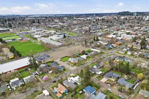 2121 Hilyard St, Eugene, OR 97405 - Photo 31