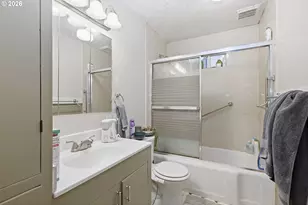 2121 Hilyard St, Eugene, OR 97405 - Photo 13