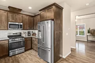 424 SW Mount St Helens St, McMinnville, OR 97128 - Photo 19