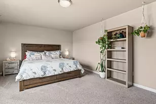 424 SW Mount St Helens St, McMinnville, OR 97128 - Photo 29