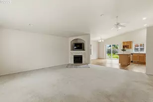 10214 NE 7th St, Vancouver, WA 98664 - Photo 7