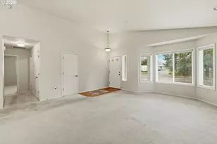 10214 NE 7th St, Vancouver, WA 98664 - Photo 9