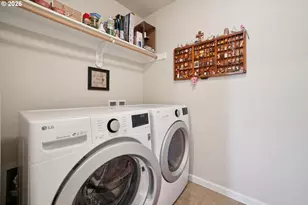 20967 Yukon St, Aurora, OR 97002 - Photo 31