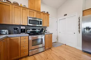 20967 Yukon St, Aurora, OR 97002 - Photo 19