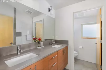 905 Laurel St, Lake Oswego, OR 97034 - Photo 17