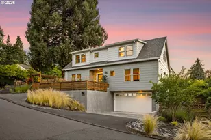 905 Laurel St, Lake Oswego, OR 97034 - Photo 1