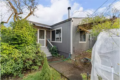 796 W Pilger St, Roseburg, OR 97471 - Photo 33