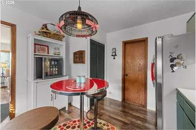 796 W Pilger St, Roseburg, OR 97471 - Photo 9