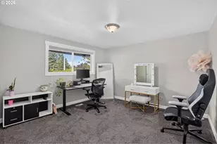 1386 SW 4th St, Gresham, OR 97080 - Photo 13