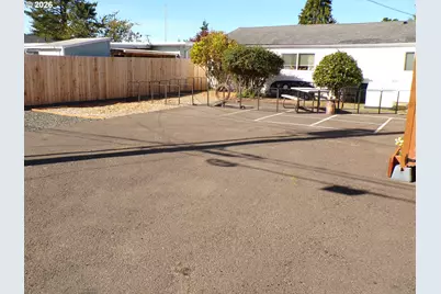 1958 17th St, Florence, OR 97439 - Photo 29