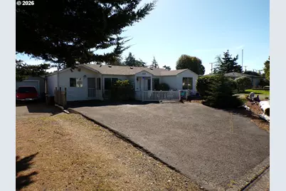 1958 17th St, Florence, OR 97439 - Photo 3