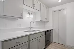 1100 N Meridian St, Newberg, OR 97132 - Photo 15