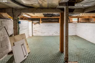 2318 Liberty St, North Bend, OR 97459 - Photo 37