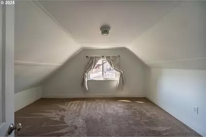 2318 Liberty St, North Bend, OR 97459 - Photo 31