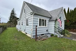 2318 Liberty St, North Bend, OR 97459 - Photo 3