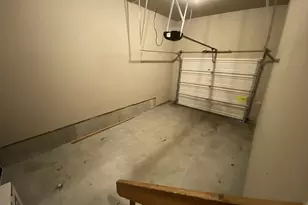 900 NE 91st Ave, Portland, OR 97220 - Photo 15