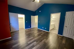 900 NE 91st Ave, Portland, OR 97220 - Photo 9