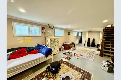 13904 Stagecoach Rd, Swisshome, OR 97480 - Photo 21