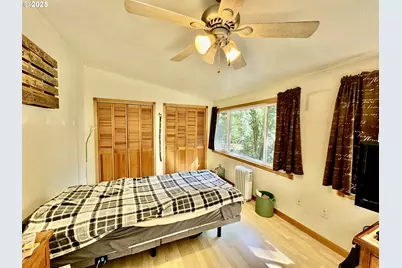 13904 Stagecoach Rd, Swisshome, OR 97480 - Photo 17