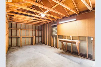 947 SE Spokane St SE, Portland, OR 97202 - Photo 39