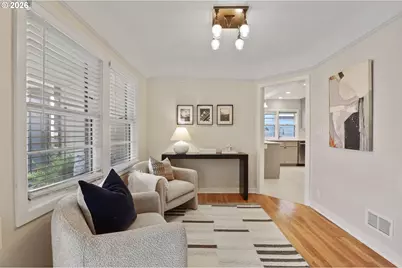 6315 NE 35th Ave, Portland, OR 97211 - Photo 5