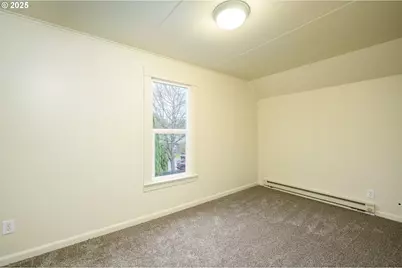 119 NE Kingwood Dr, McMinnville, OR 97128 - Photo 25