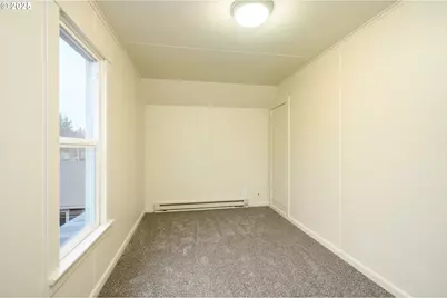 119 NE Kingwood Dr, McMinnville, OR 97128 - Photo 25