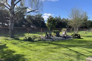 119 NE Kingwood Dr, McMinnville, OR 97128 - Photo 31