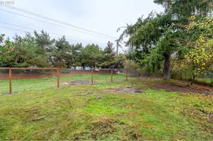 119 NE Kingwood Dr, McMinnville, OR 97128 - Photo 35