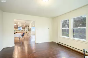 119 NE Kingwood Dr, McMinnville, OR 97128 - Photo 15