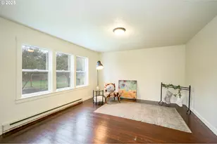 119 NE Kingwood Dr, McMinnville, OR 97128 - Photo 13