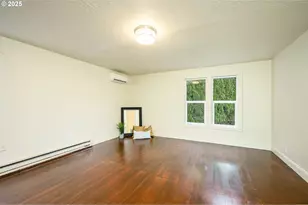 119 NE Kingwood Dr, McMinnville, OR 97128 - Photo 19