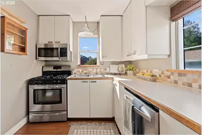 7303 SE Sherman St, Portland, OR 97215 - Photo 27