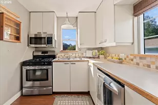 7303 SE Sherman St, Portland, OR 97215 - Photo 27
