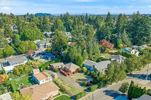 7303 SE Sherman St, Portland, OR 97215 - Photo 43