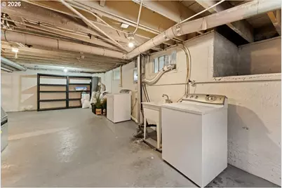 7303 SE Sherman St, Portland, OR 97215 - Photo 35
