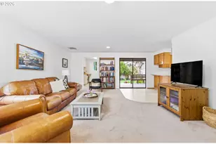 1180 Koffler Ave, Woodburn, OR 97071 - Photo 17