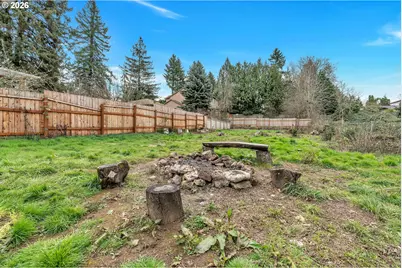 15412 NE Halsey St, Portland, OR 97230 - Photo 13