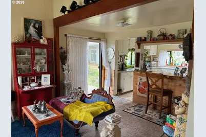 330 10th Street St, Bandon, OR 97411 - Photo 39
