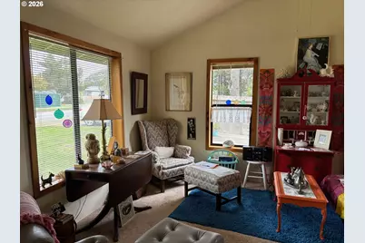 330 10th Street St, Bandon, OR 97411 - Photo 37