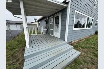 1010 N Lake Rd, Lakeside, OR 97449 - Photo 3