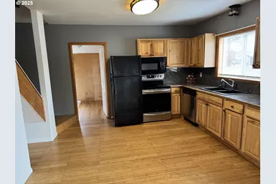 1010 N Lake Rd, Lakeside, OR 97449 - Photo 5