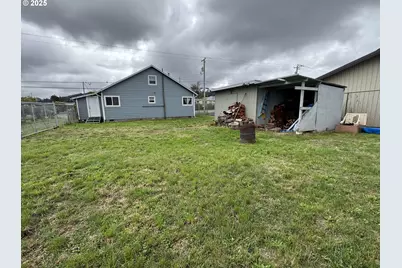 1010 N Lake Rd, Lakeside, OR 97449 - Photo 35