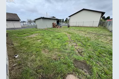 1010 N Lake Rd, Lakeside, OR 97449 - Photo 37