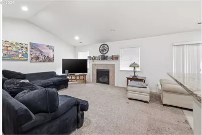 3692 Phantom Way, Eugene, OR 97401 - Photo 3